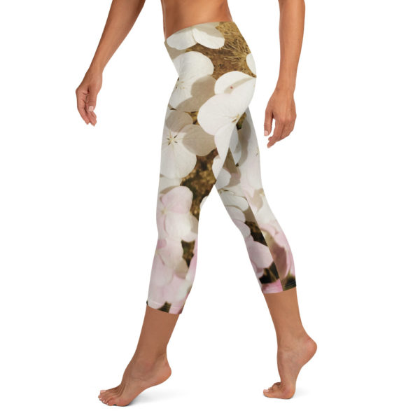 Floating Flower's - Capri Leggings - Image 3