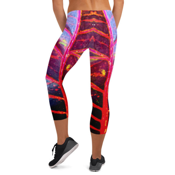 Red Tropics - Capri Leggings